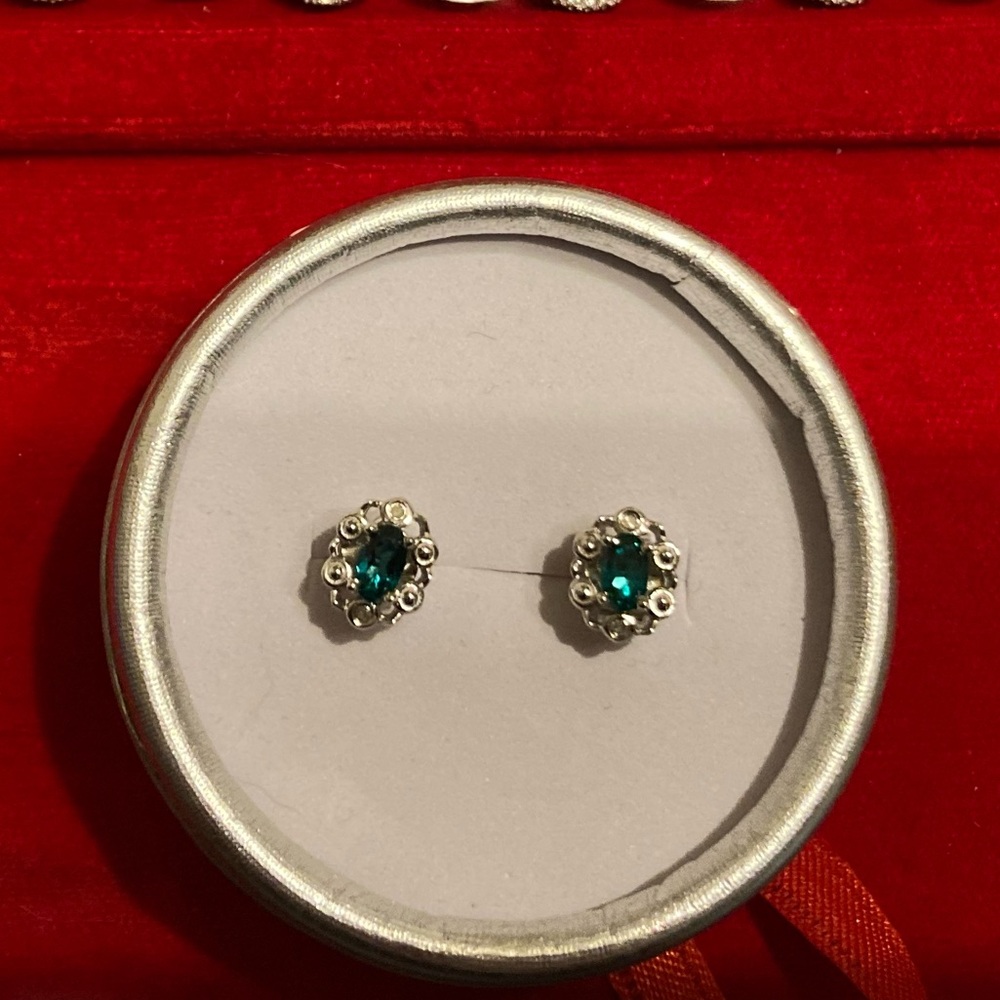 Emerald and diamonds